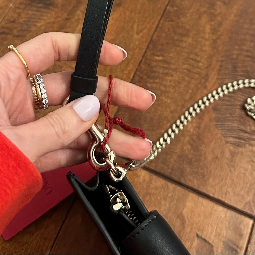 Valentino Garavani VLogo WOC Wallet on a Chain Crossbody Purse Wristlet Clutch - Picture 5 of 16